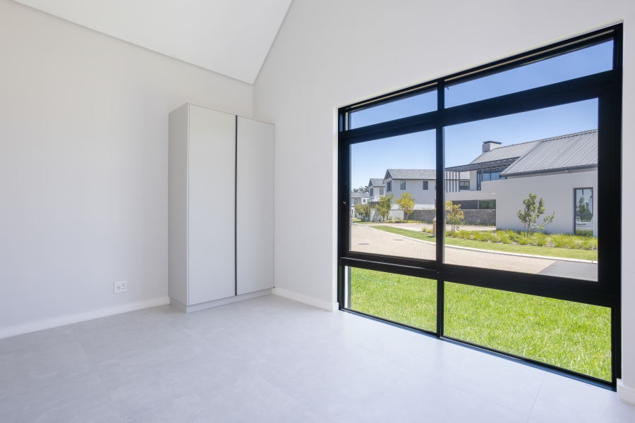 4 Bedroom Property for Sale in Val De Vie Estate Western Cape